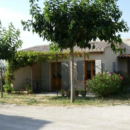 Les Biguieres Guest House Maubec  Exterior photo