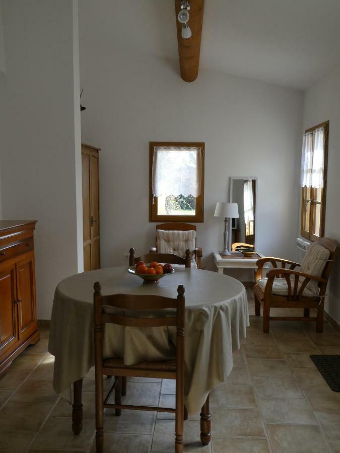 Les Biguieres * Maubec (Vaucluse)