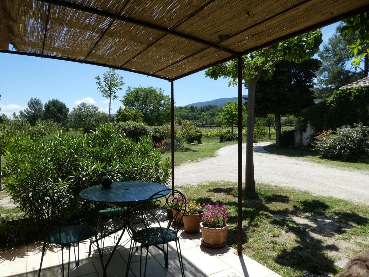 Les Biguieres Country house Maubec (Vaucluse)